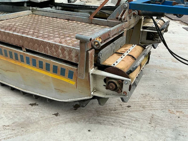 2004 truxor maaiboot/amfibievoertuig - afbeelding 14 van  45