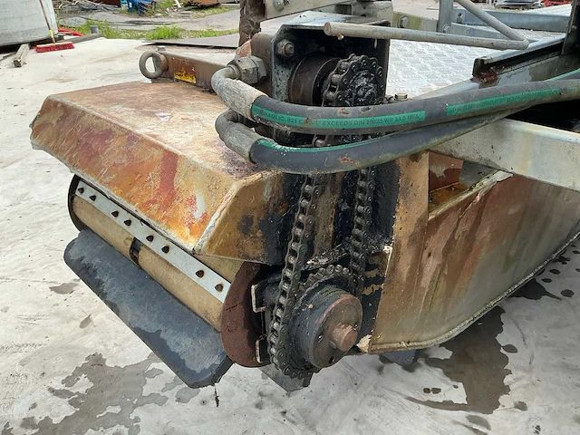 2004 truxor maaiboot/amfibievoertuig - afbeelding 18 van  45