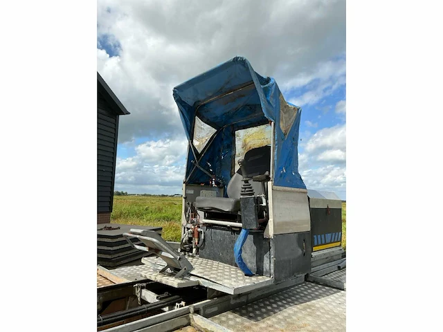 2004 truxor maaiboot/amfibievoertuig - afbeelding 29 van  45