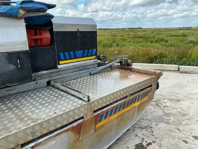 2004 truxor maaiboot/amfibievoertuig - afbeelding 45 van  45