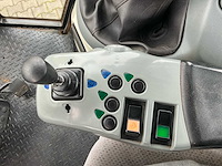 2004 valtra t120 vierwielaangedreven landbouwtractor - afbeelding 14 van  28