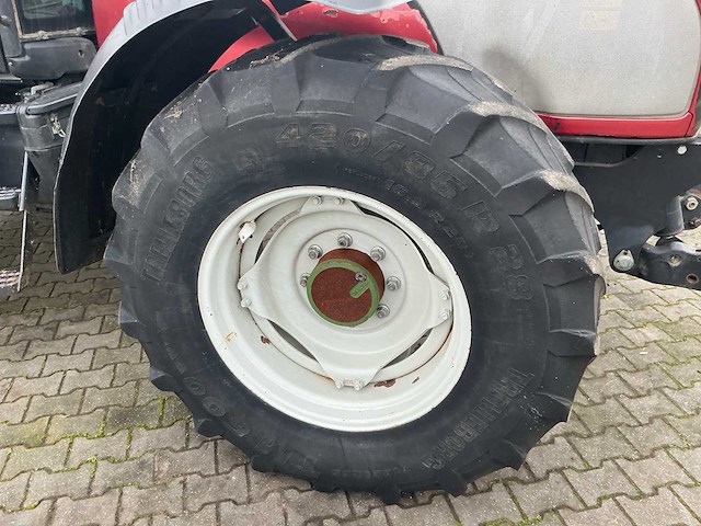 2004 valtra t120 vierwielaangedreven landbouwtractor - afbeelding 26 van  28