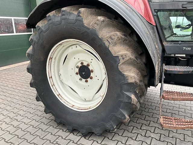 2004 valtra t170 vierwielaangedreven landbouwtractor - afbeelding 13 van  37