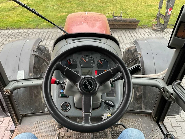 2004 valtra t170 vierwielaangedreven landbouwtractor - afbeelding 24 van  37