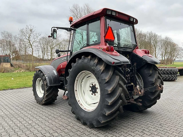 2004 valtra t170 vierwielaangedreven landbouwtractor - afbeelding 37 van  37