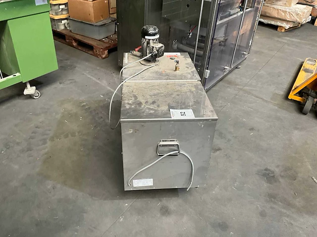 2004 van west wbkgr 1860l koeler - afbeelding 2 van  6