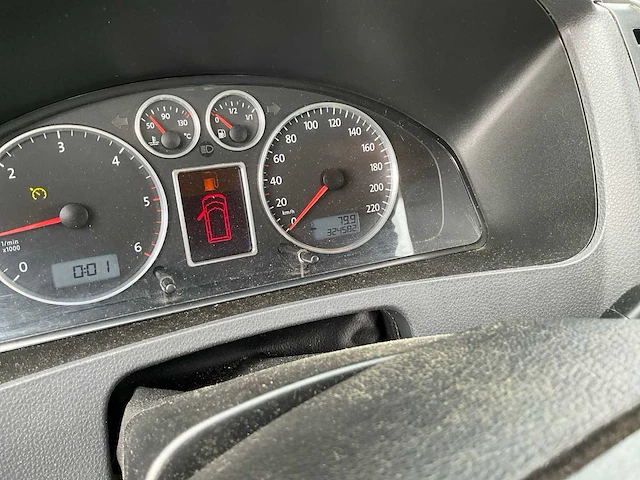 2004 volkswagen transporter 2.5 tdi bedrijfswagen - afbeelding 8 van  29