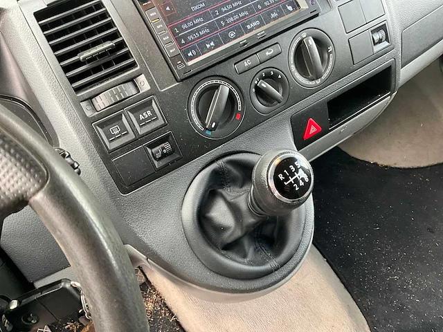 2004 volkswagen transporter 2.5 tdi bedrijfswagen - afbeelding 10 van  29