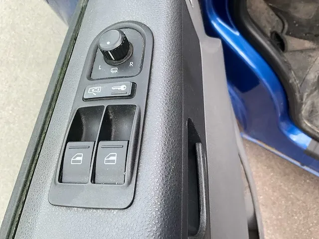 2004 volkswagen transporter bedrijfswagen - afbeelding 6 van  25