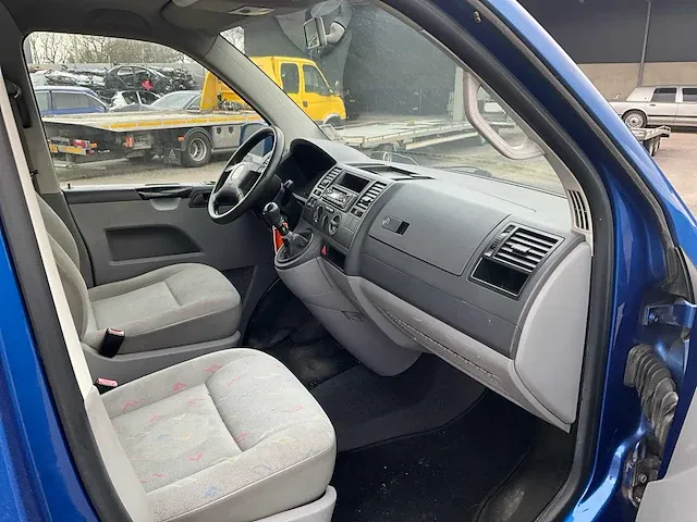 2004 volkswagen transporter bedrijfswagen - afbeelding 11 van  25