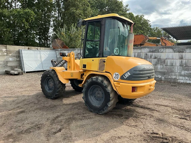 2004 volvo l30b z/x shovel - afbeelding 23 van  33