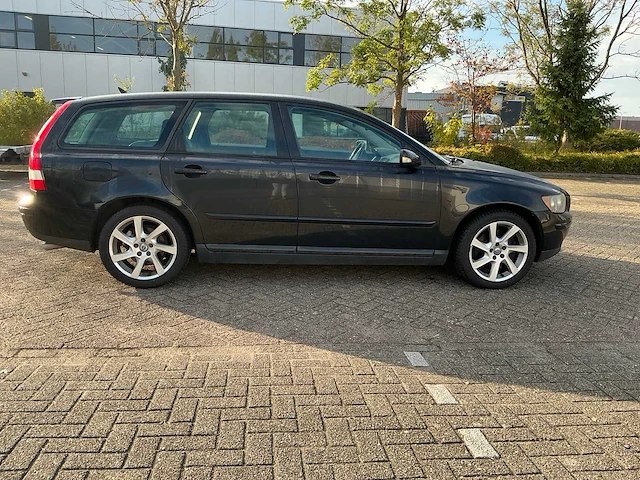 2004 volvo v50 personenauto - afbeelding 4 van  58