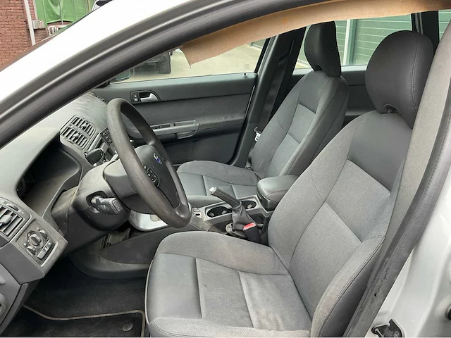 2004 volvo v50 personenauto - afbeelding 2 van  17