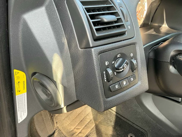 2004 volvo v50 personenauto - afbeelding 29 van  58