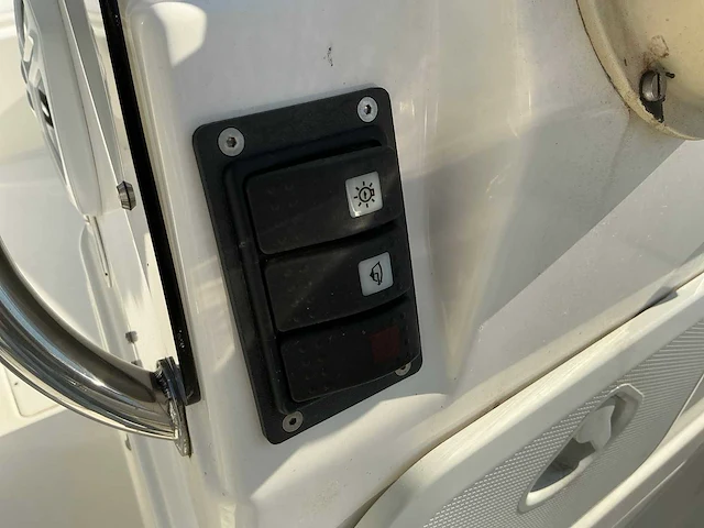 2004 zodiac pro rib rubberboot met trailer. - afbeelding 2 van  27