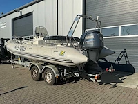 2004 zodiac pro rib rubberboot met trailer. - afbeelding 13 van  27