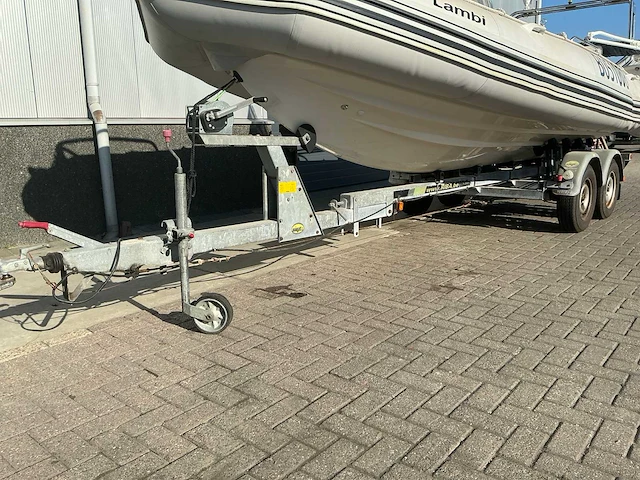 2004 zodiac pro rib rubberboot met trailer. - afbeelding 14 van  27