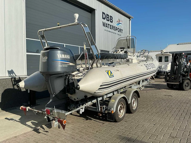 2004 zodiac pro rib rubberboot met trailer. - afbeelding 21 van  27