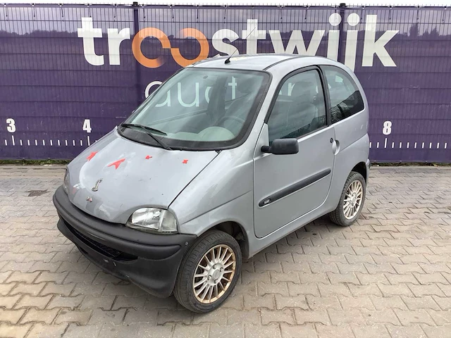 2005 - ligier - brommobiel - nova economic - personenauto - afbeelding 1 van  10