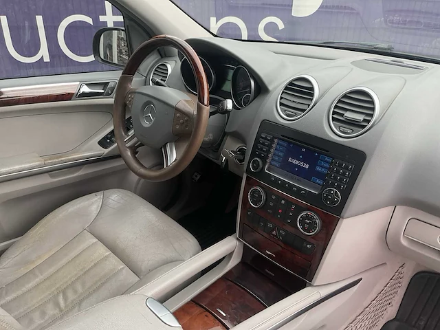 2005 - mercedes-benz m-klasse personenauto - afbeelding 12 van  15
