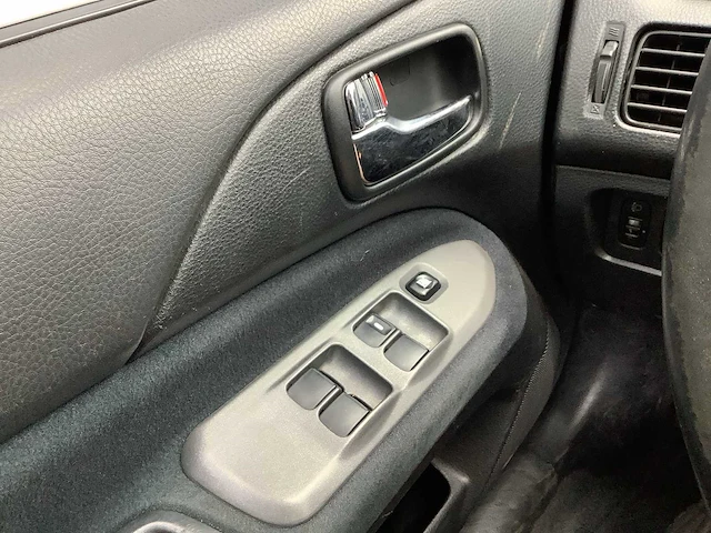 2005 - mitsubishi - lancer station wagon - 2.0 sport - personenauto - afbeelding 2 van  12