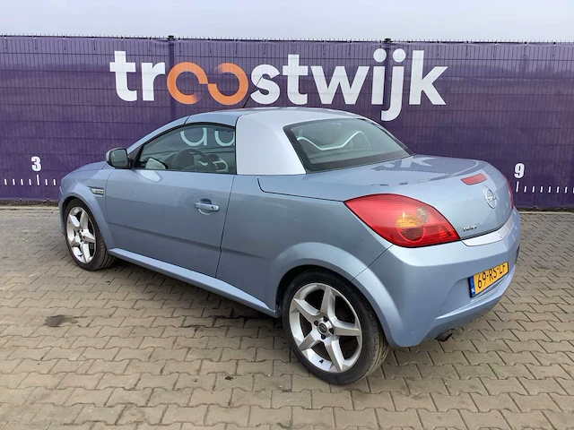 2005 - opel - tigra twintop - 1.4-16v cosmo - personenauto/cabrio - afbeelding 8 van  13