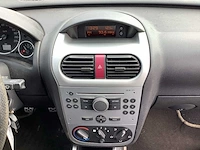 2005 - opel - tigra twintop - 1.4-16v cosmo - personenauto/cabrio - afbeelding 12 van  13