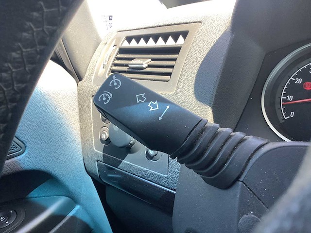 2005 - opel - zafira - 2.2 cosmo - personenauto - afbeelding 3 van  18