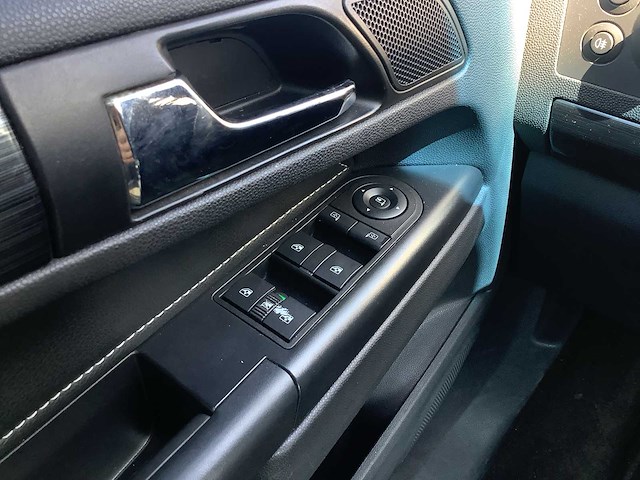 2005 - opel - zafira - 2.2 cosmo - personenauto - afbeelding 8 van  18