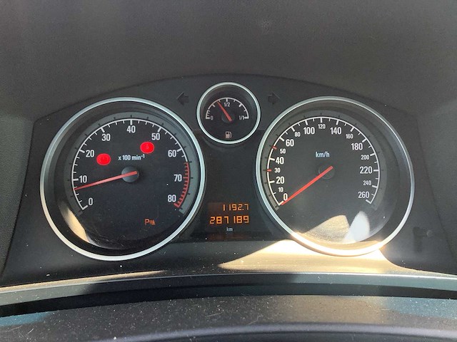 2005 - opel - zafira - 2.2 cosmo - personenauto - afbeelding 9 van  18