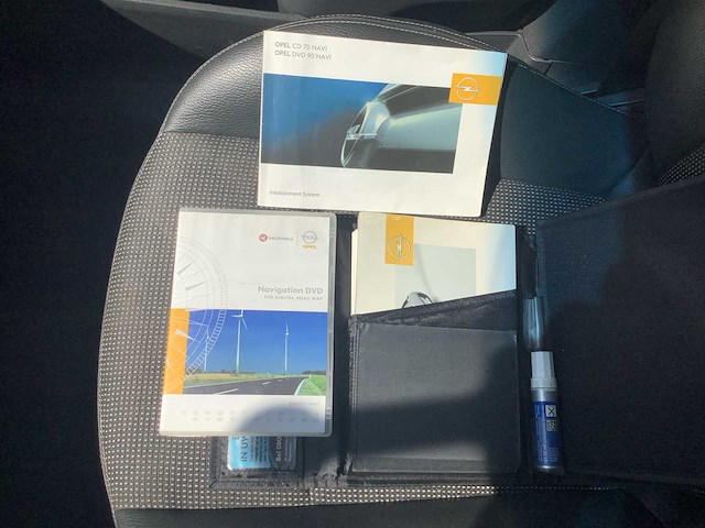 2005 - opel - zafira - 2.2 cosmo - personenauto - afbeelding 10 van  18