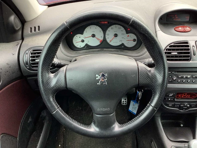 2005 - peugeot - 206 - 1.6-16v gentry - personenauto - afbeelding 12 van  12