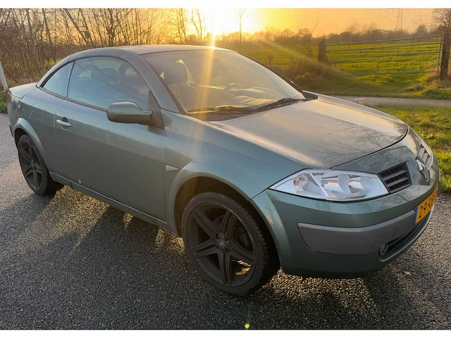 2005 - renault - mégane coupé-cabriolet - 2.0-16v priv.luxe - personenauto - afbeelding 15 van  18