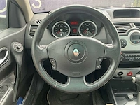 2005 - renault - mégane coupé-cabriolet - 2.0-16v priv.luxe - personenauto - afbeelding 2 van  14