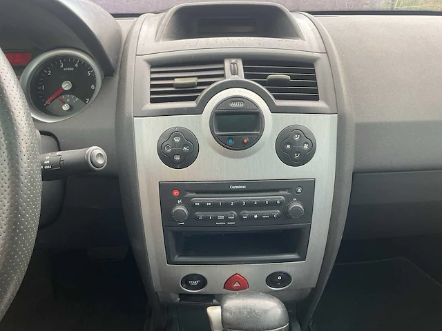 2005 - renault - mégane coupé-cabriolet - 2.0-16v priv.luxe - personenauto - afbeelding 6 van  14