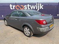 2005 - renault - mégane coupé-cabriolet - 2.0-16v priv.luxe - personenauto - afbeelding 10 van  14