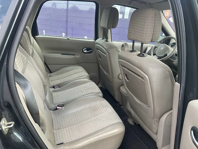 2005 - renault - scénic - 1.6-16v dynam.luxe - personenauto - afbeelding 11 van  14