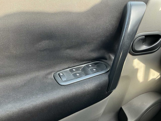 2005 - renault - scénic - 1.6-16v expr.luxe - personenauto - afbeelding 3 van  12