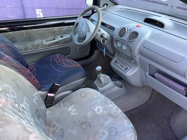 2005 - renault - twingo - 1.2 lazuli - personenauto - afbeelding 8 van  12