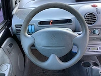 2005 - renault - twingo - 1.2 lazuli - personenauto - afbeelding 12 van  12