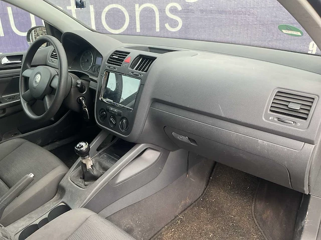 2005 - volkswagen - golf - 1.6 fsi trendline - personenauto - afbeelding 10 van  12