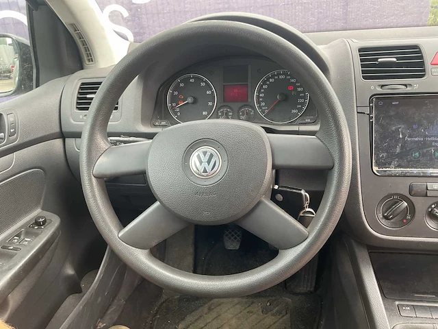 2005 - volkswagen - golf - 1.6 fsi trendline - personenauto - afbeelding 11 van  12