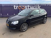 2005 - volkswagen - polo - 1.2 trendline - personenauto - afbeelding 1 van  12