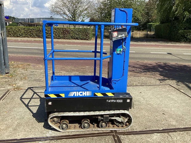 2005 aichi rm 04 b rupshoogwerker - afbeelding 2 van  6