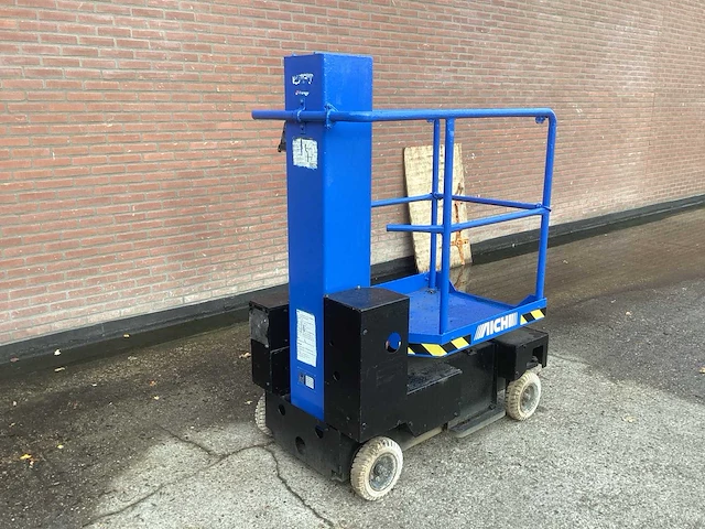 2005 aichi sv04b hoogwerker - afbeelding 3 van  6