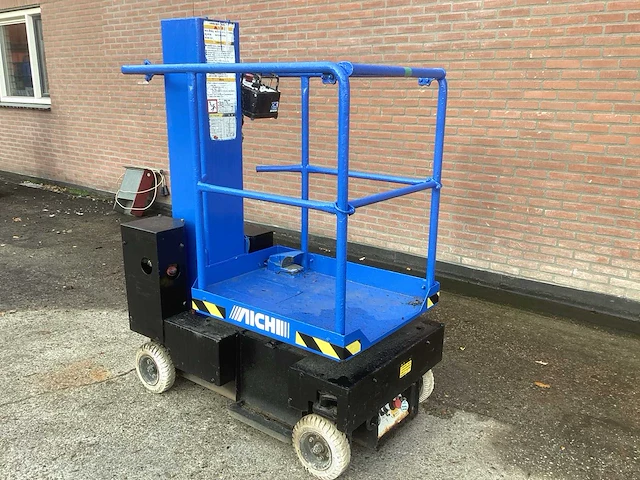 2005 aichi sv04b hoogwerker - afbeelding 4 van  6