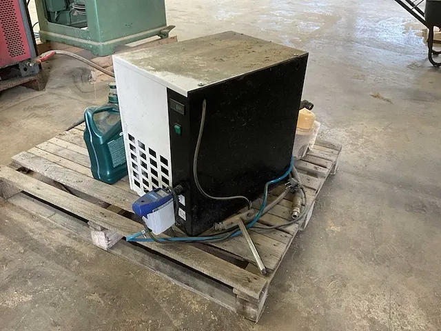 2005 air dryer compact 10 persluchtdroger - afbeelding 2 van  8