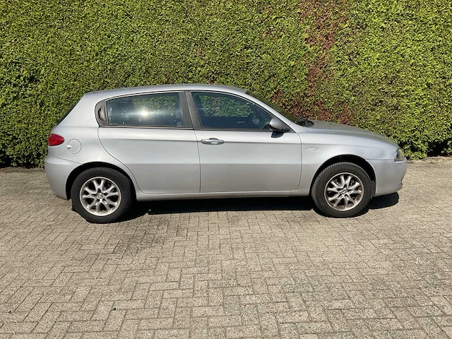 2005 alfa romeo 147 t. spark - afbeelding 12 van  27