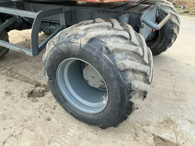 2005 atlas 1305 banden graafmachine - afbeelding 15 van  39