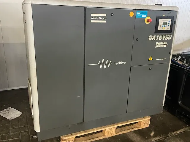 2005 atlas copco ga18vsd schroefcompressor - afbeelding 1 van  4
